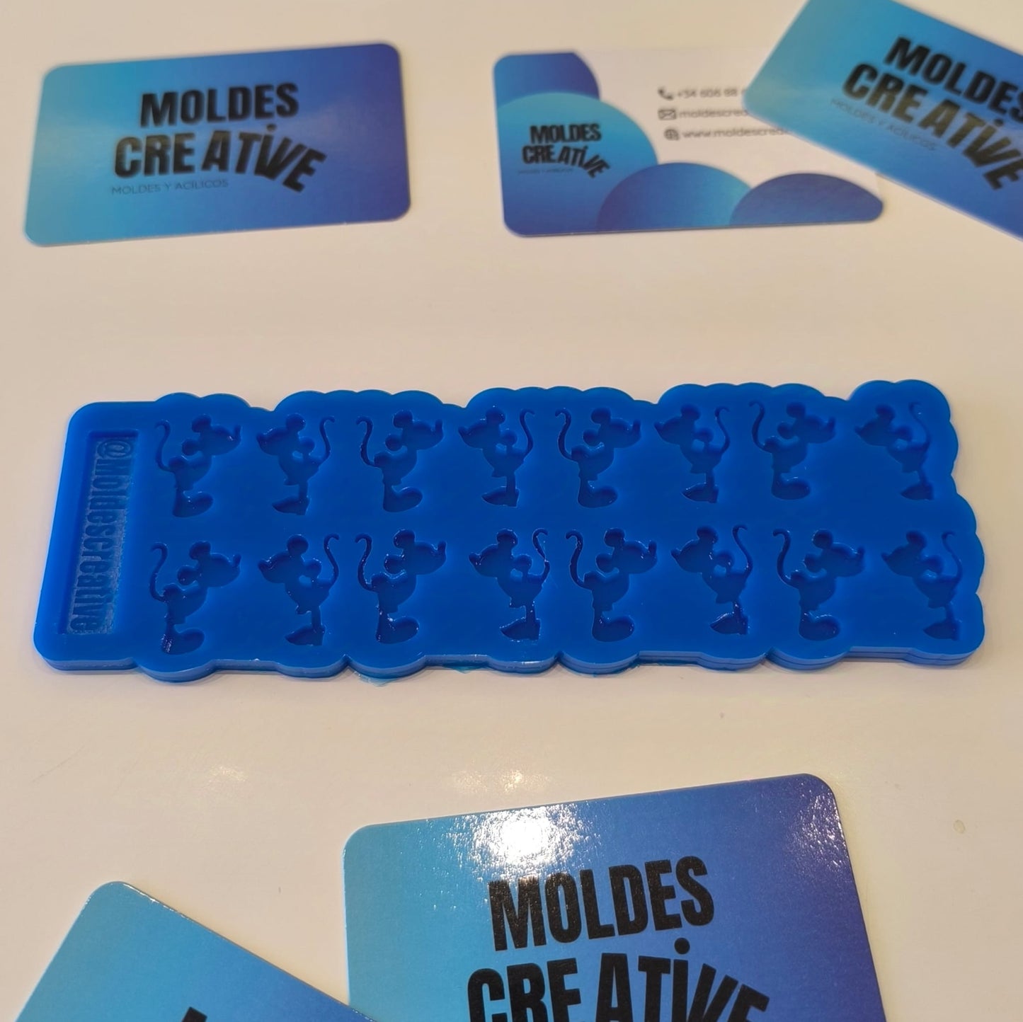 Molde pendientes Mickey y Minnie