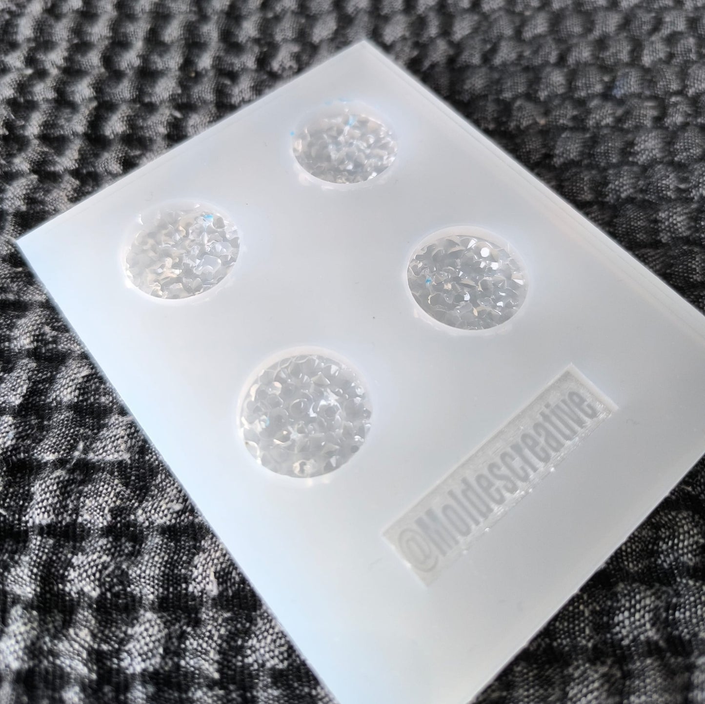 Molde circulos de 20 mm con relieve